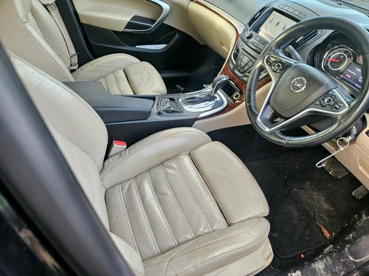 Opel insignia  Automatic  nct 02/2026 - Image 3