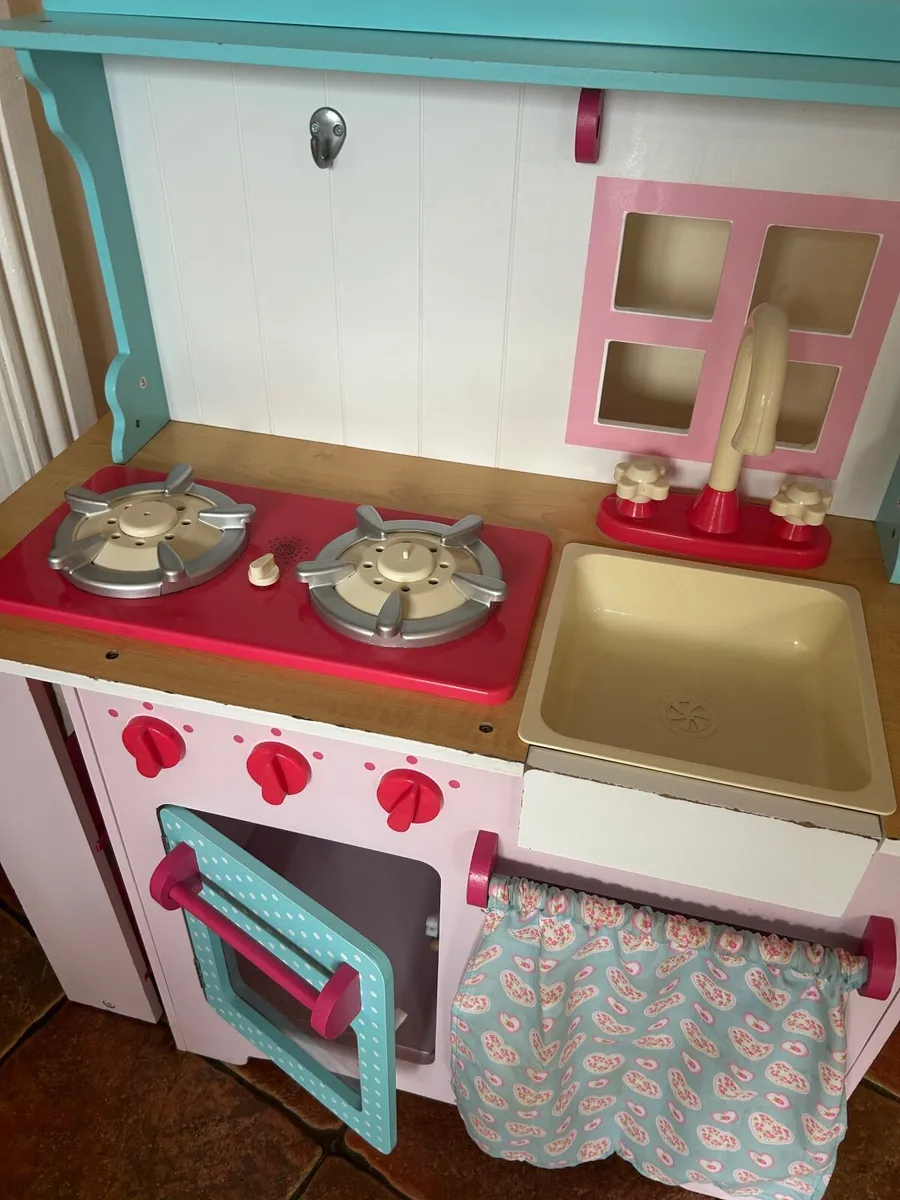 Wooden Play Kitchen - Image 4