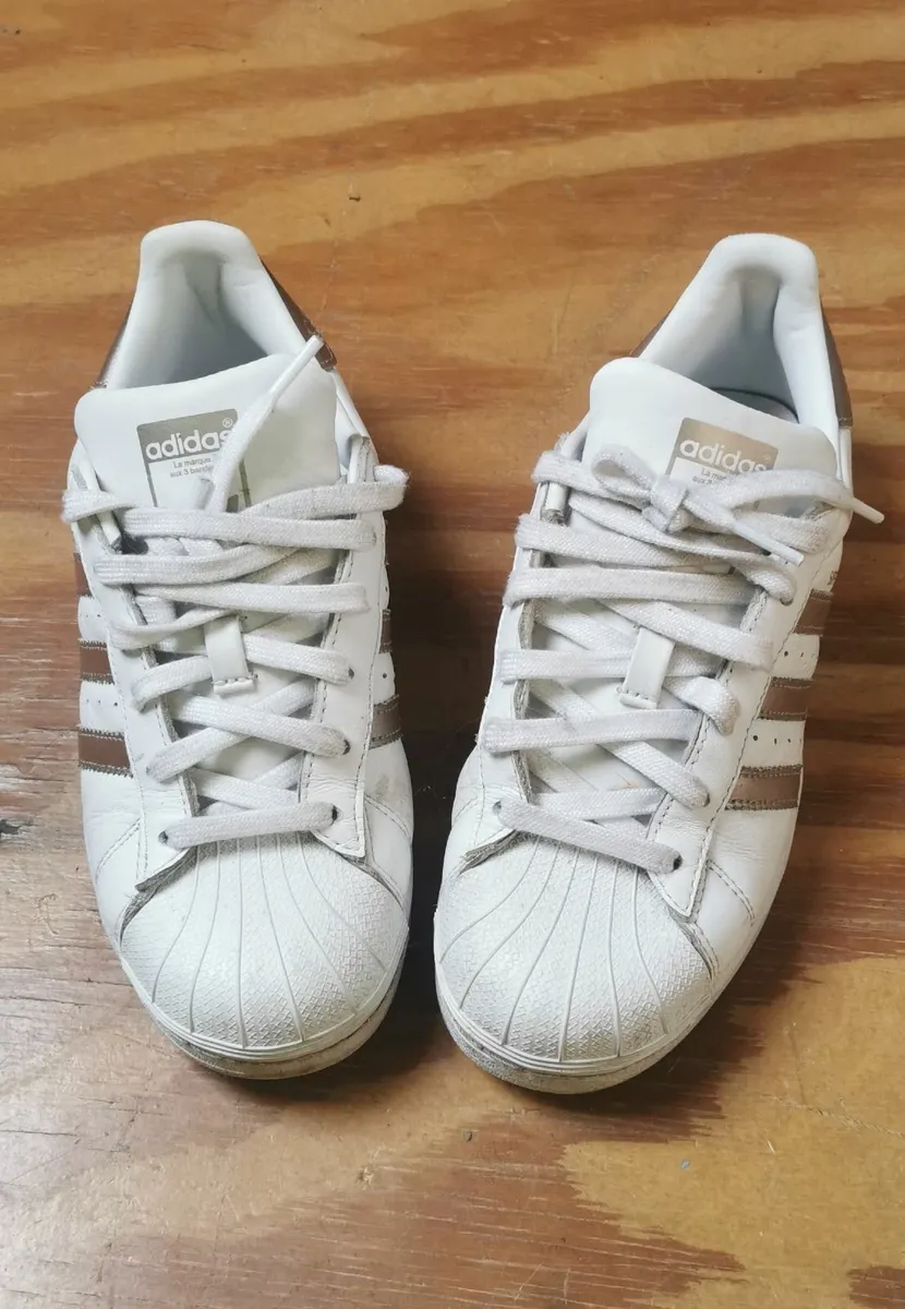 Superstar Adidas Golden - Image 2