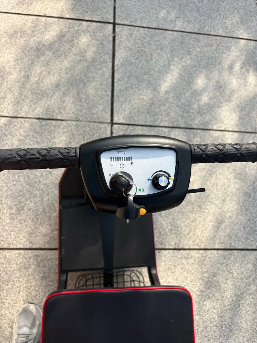 Mobility scooter - Image 4