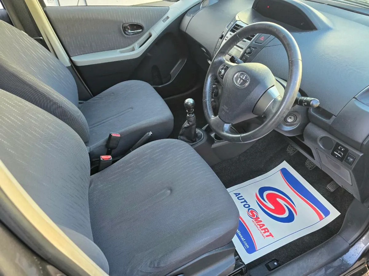 Toyota Yaris 1.3 TR 6 Speed - Image 4