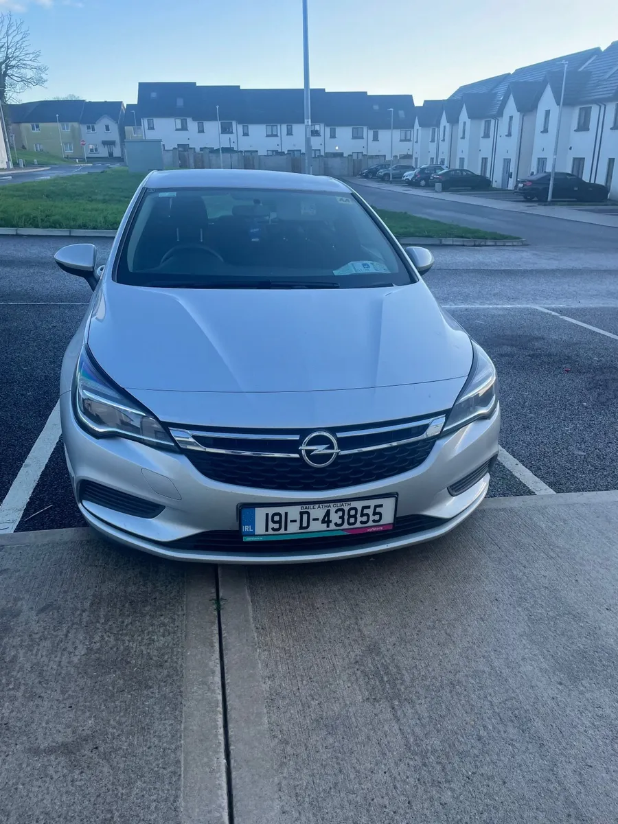 Opel Astra 2019 - Image 4