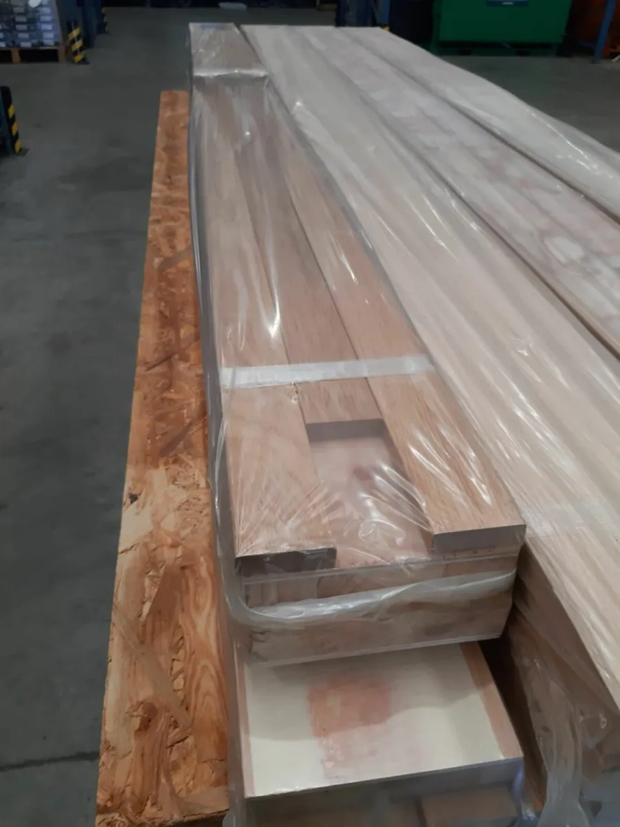 Online Auction Of An Oak Door Frame & More! - Image 1