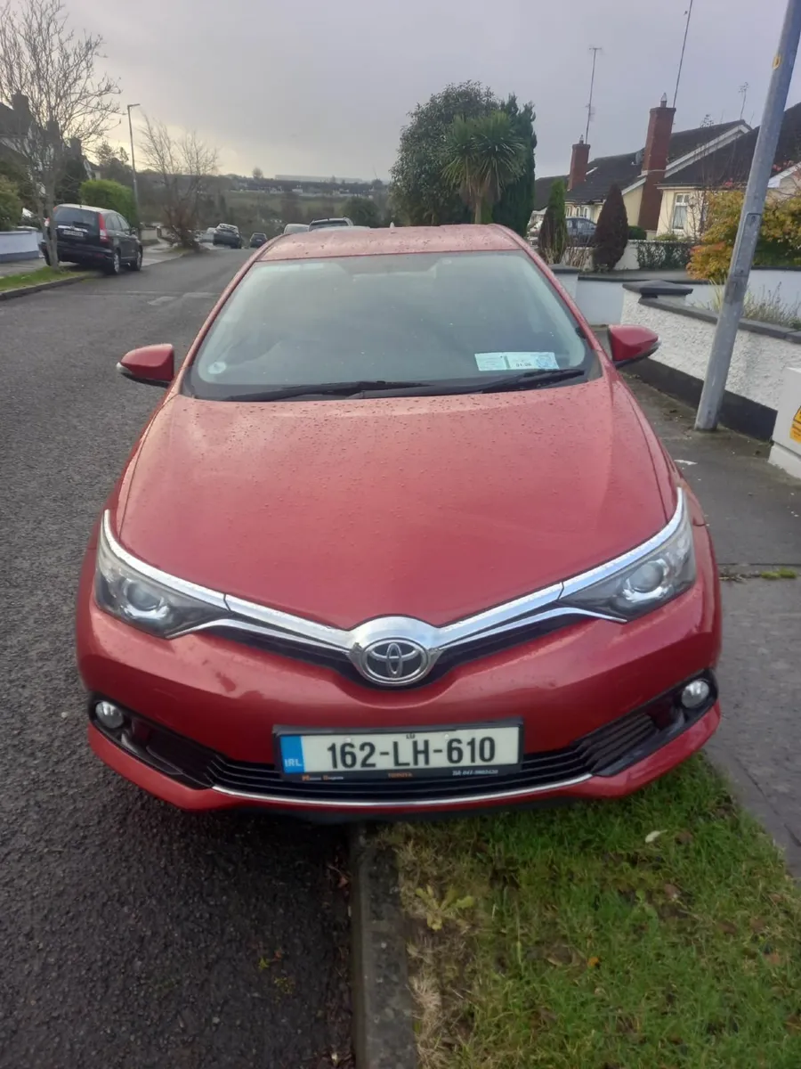 Toyota Auris 2016 - Image 1