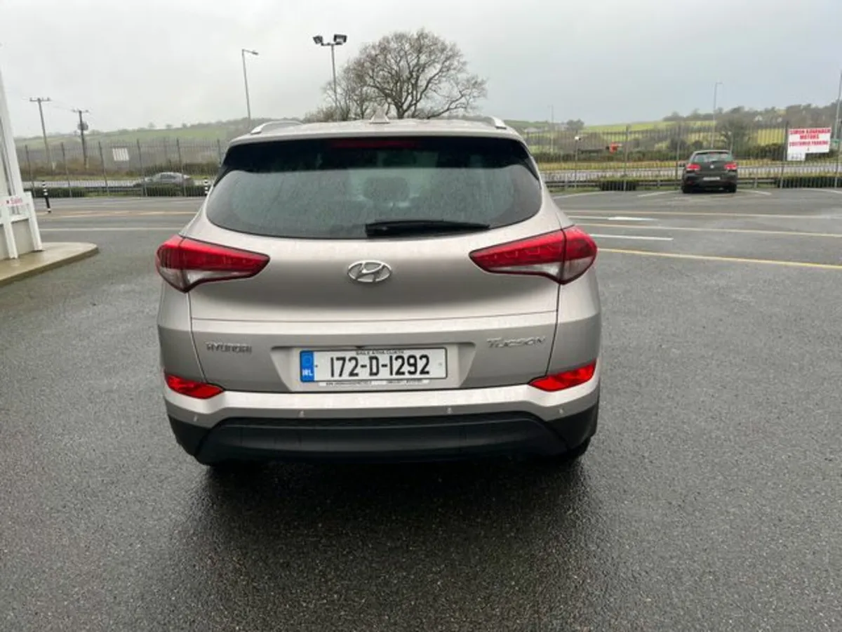 Hyundai Tucson 1.7 Executive 5DR - Image 4