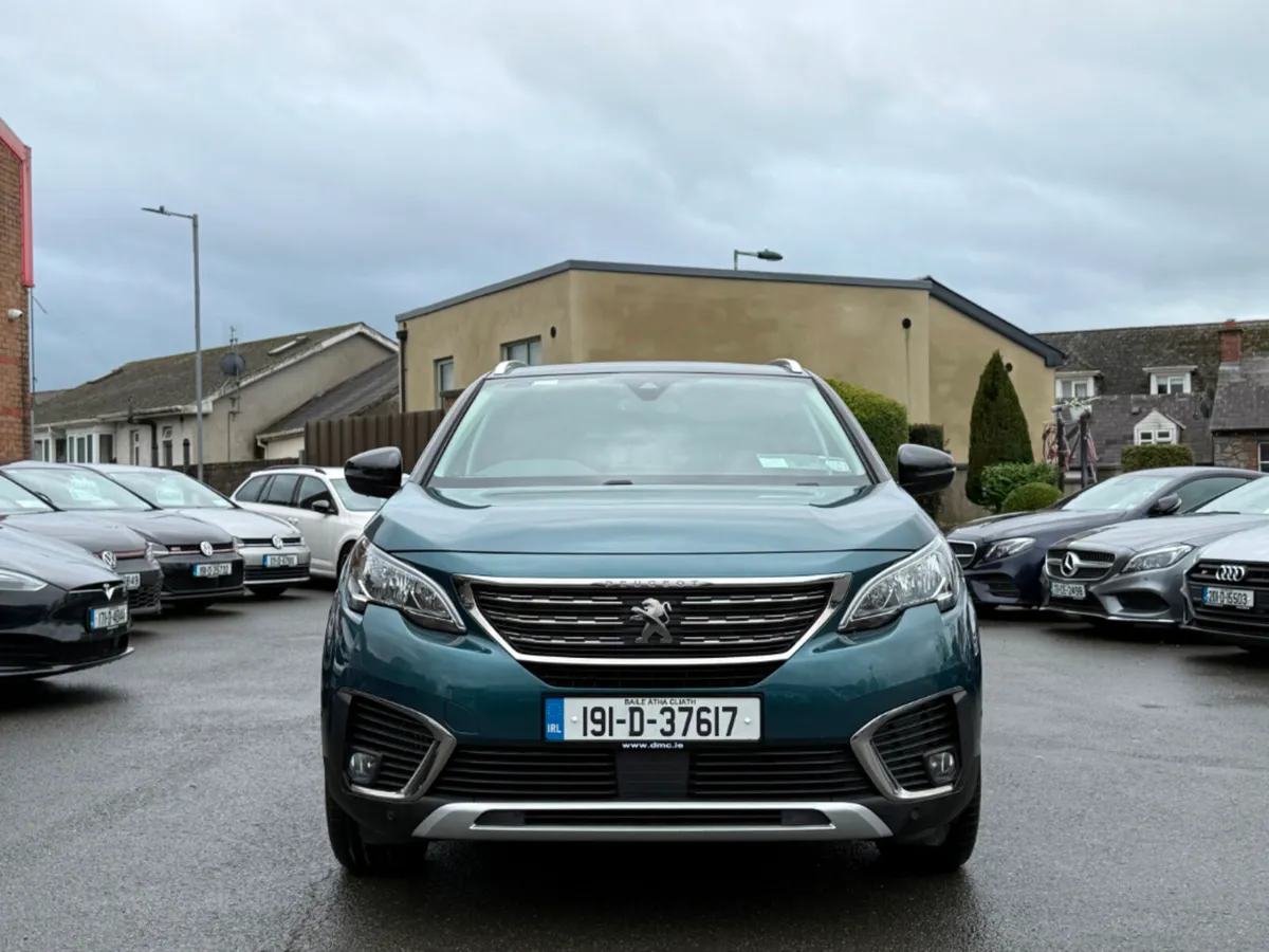 Peugeot 5008 ALLURE 1.6 180BHP AUTO *HIGH SPEC & L - Image 2