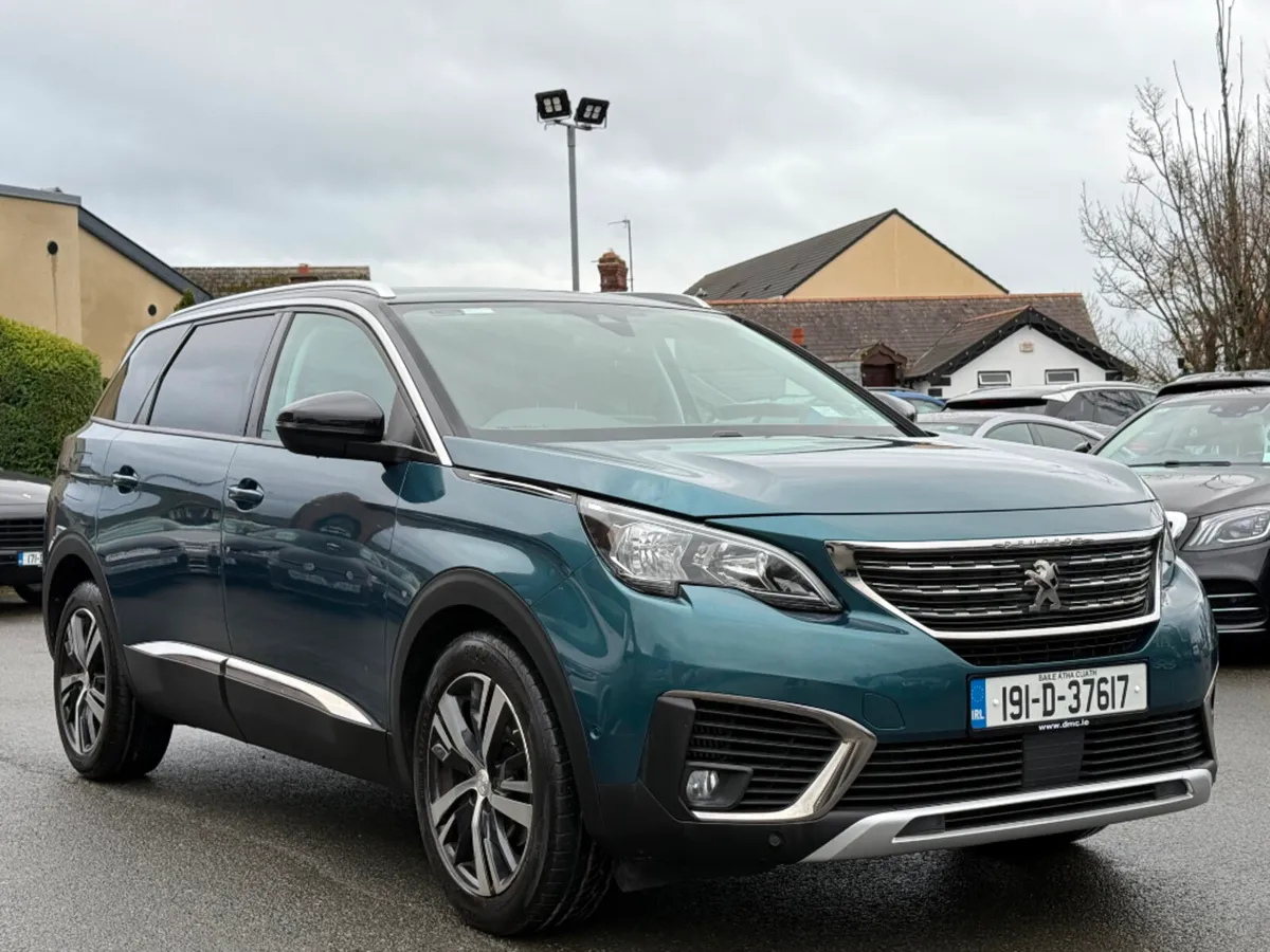 Peugeot 5008 ALLURE 1.6 180BHP AUTO *HIGH SPEC & L - Image 3