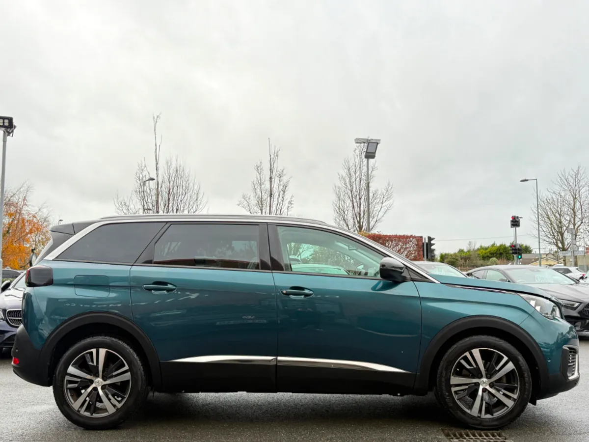Peugeot 5008 ALLURE 1.6 180BHP AUTO *HIGH SPEC & L - Image 4