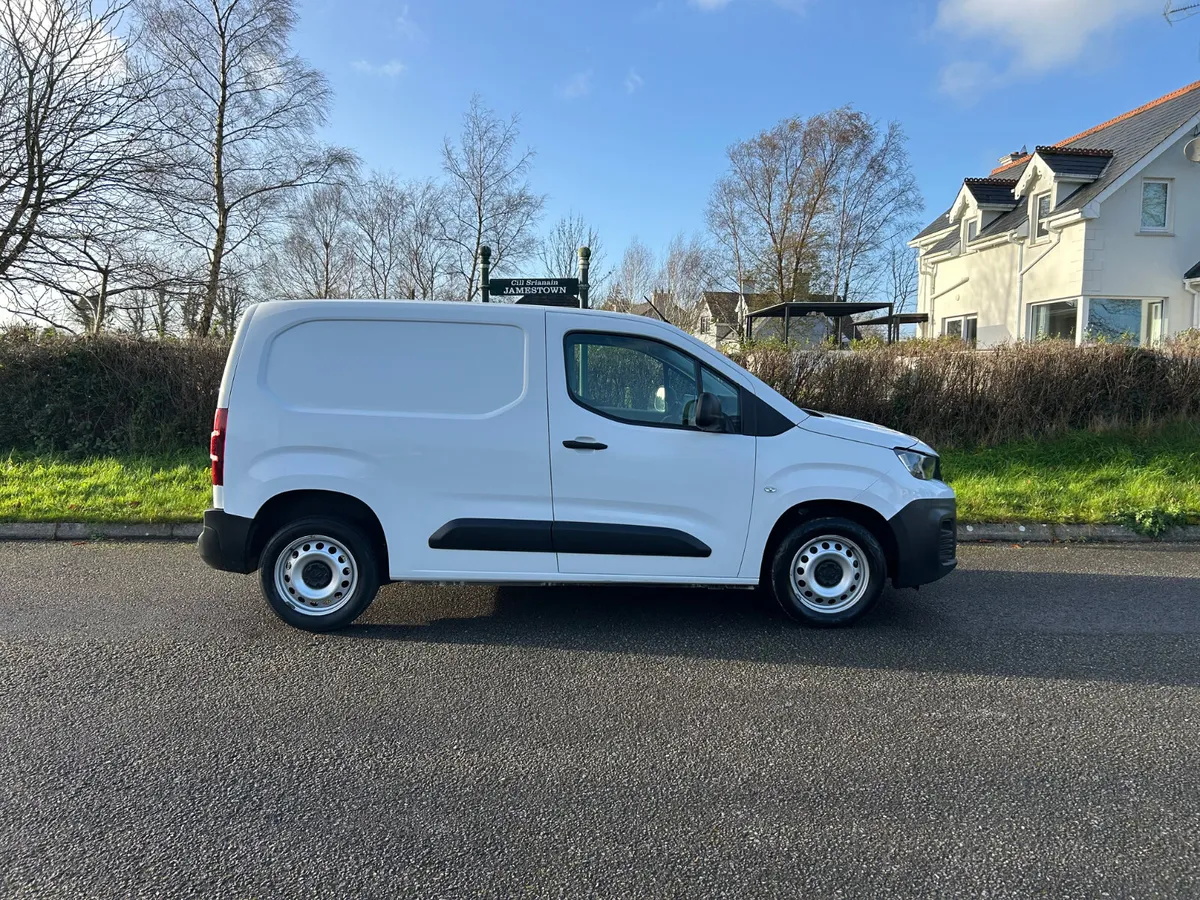Peugeot Partner professional S L2 New Doe - Image 4
