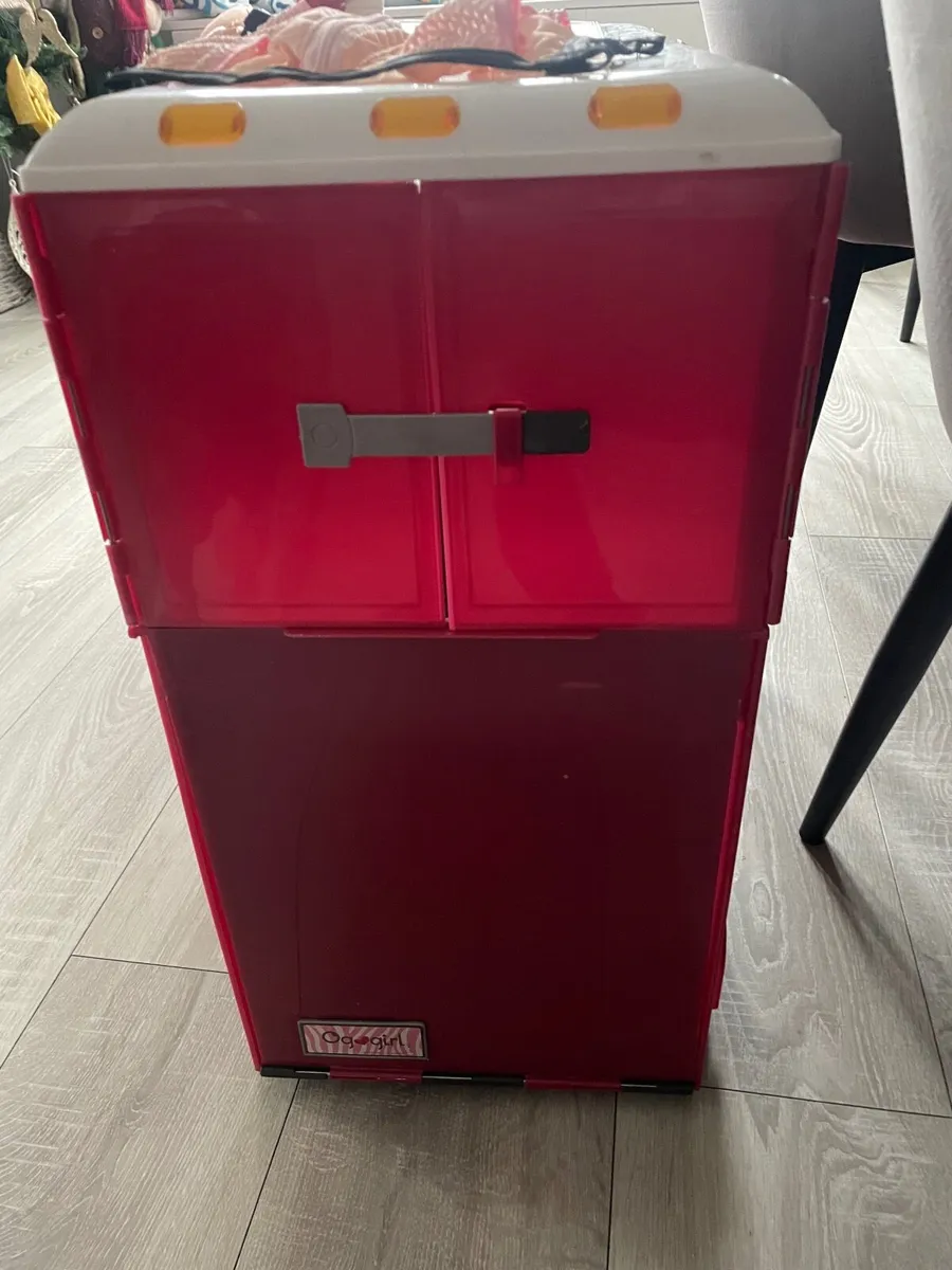 Our generation horse Trailor with 3 horses - Image 4