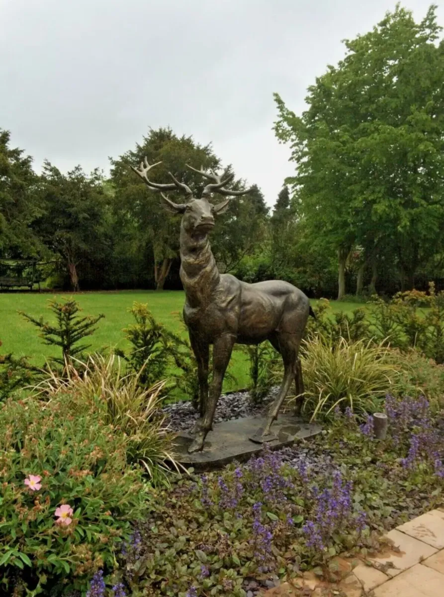 CAST IRON STAG - Image 3