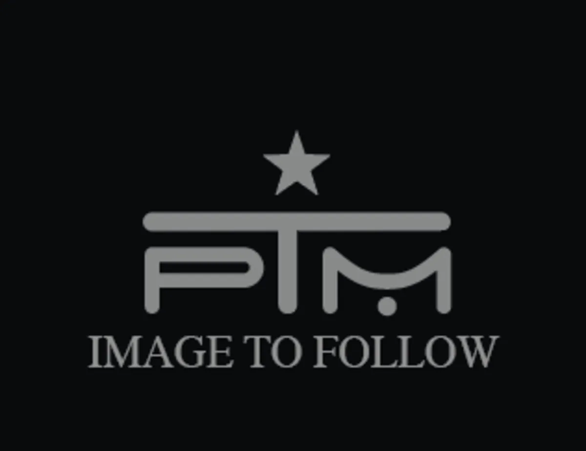 BMW 330e M Sport Pro Huge Spec Pan Roof  Tech Pack