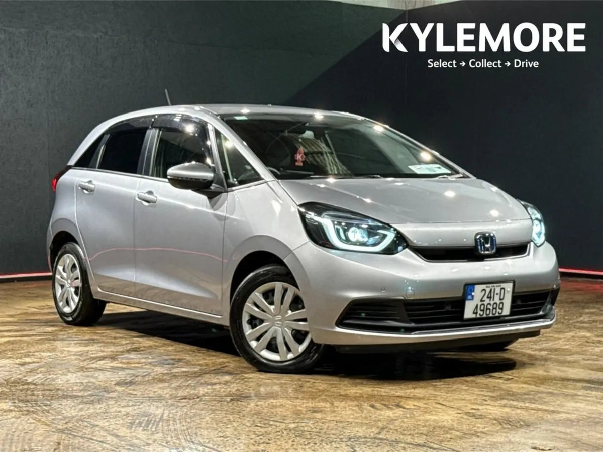 Honda Fit VERY LOW MILEAGE - E-HEV - REVERSE CAMER - Image 1