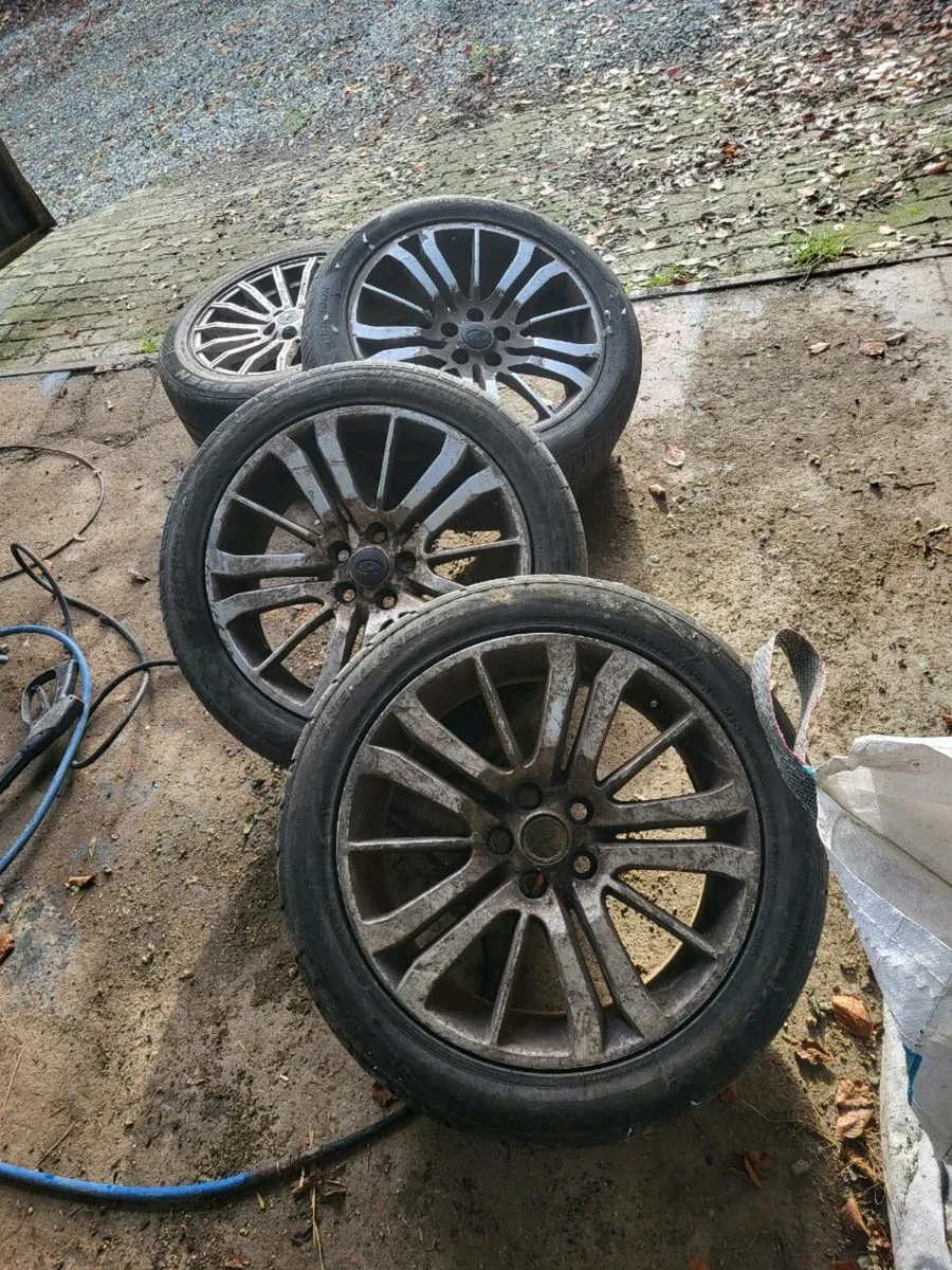 Alloys discovery 3 - Image 3