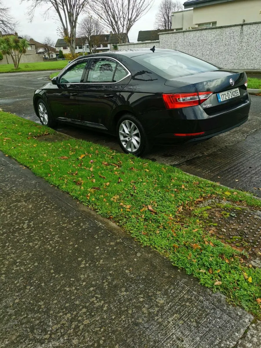 Skoda Suberb 1.6 TDI SE 120PS 5DR - Image 4