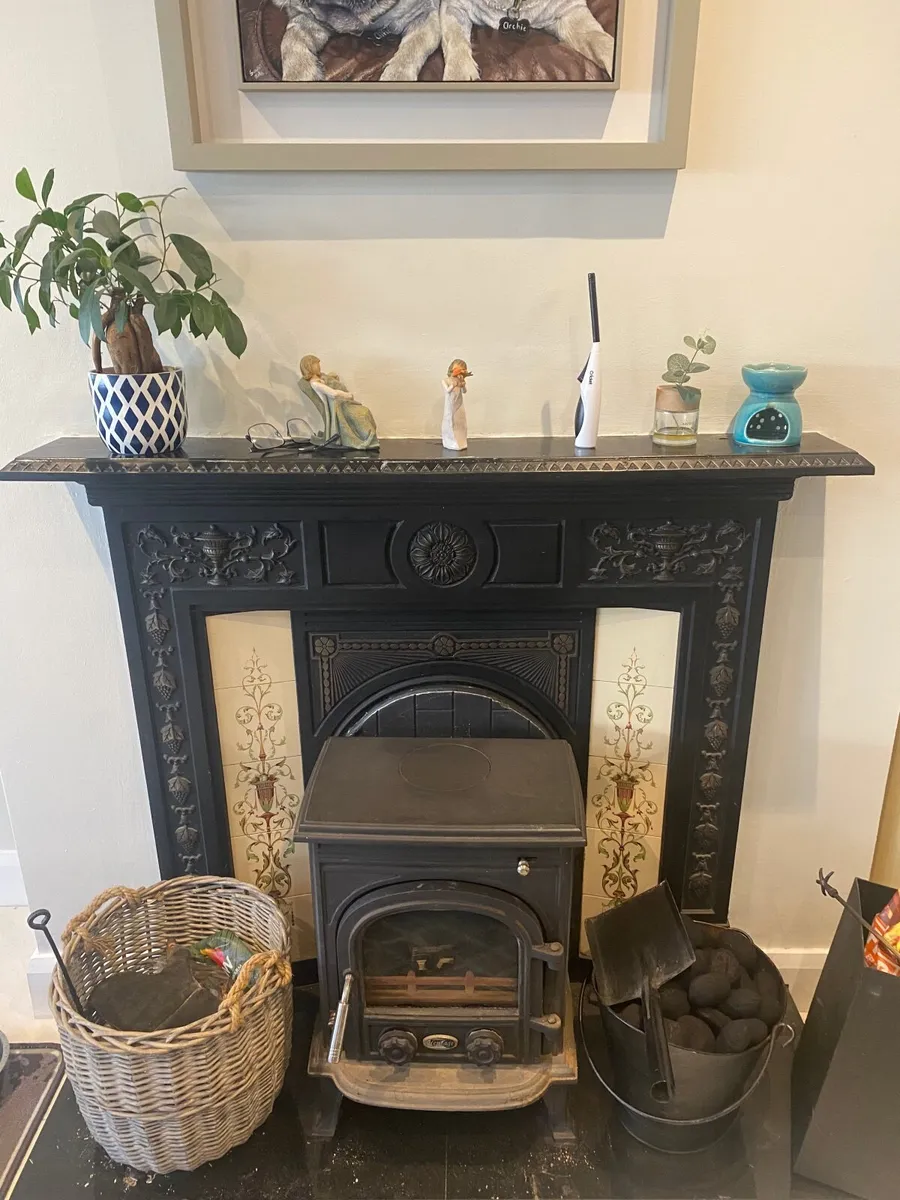 Cast iron fireplace - Image 2