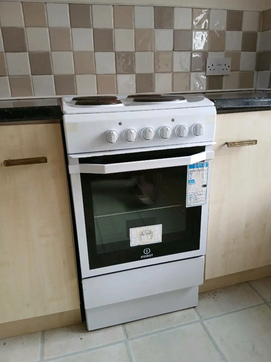 House contents - Image 1