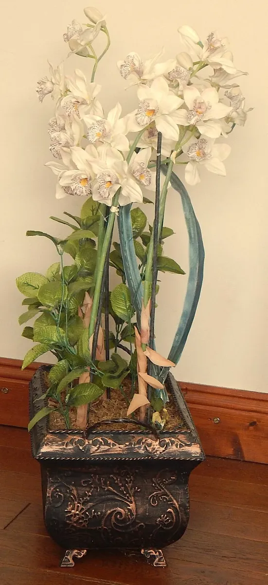 Floral Arrangement of Artificial Cymbidium Orchids - Image 2