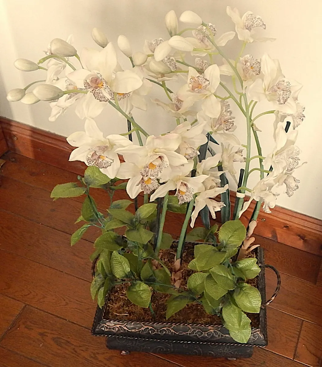 Floral Arrangement of Artificial Cymbidium Orchids - Image 4
