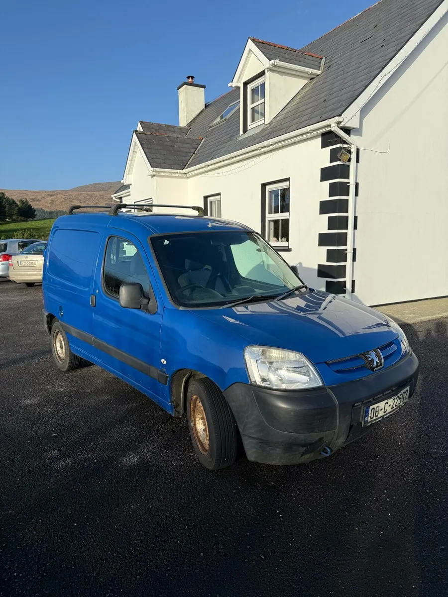 Peugeot partner 2008 1.6 diesel - Image 1