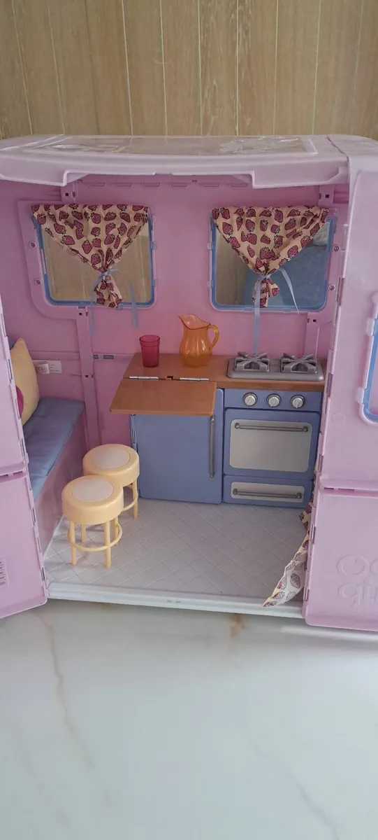 Our Generation Camper Van - Image 2