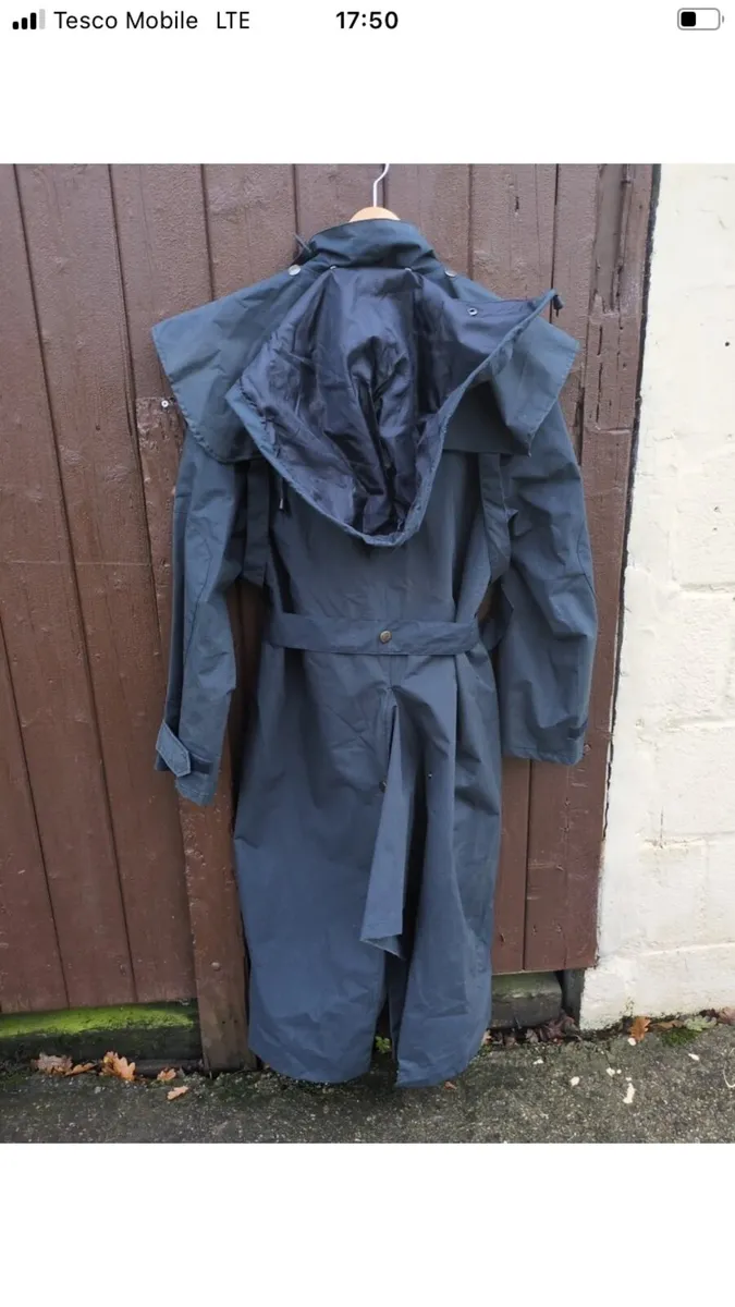 Long waterproof riding coat - Image 4