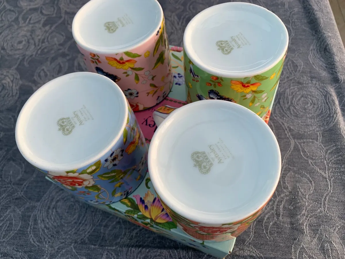 Anysley fine China Mugs - Image 2