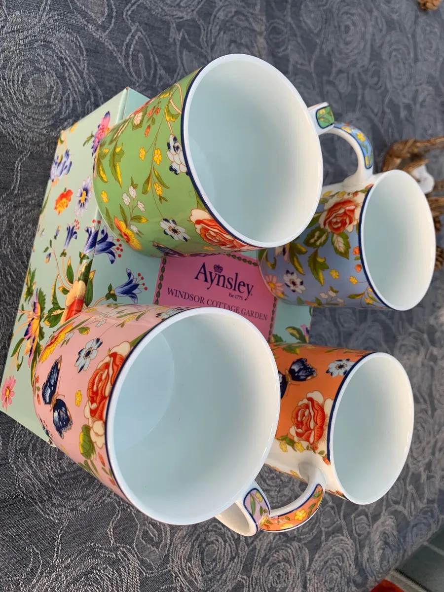 Anysley fine China Mugs - Image 1