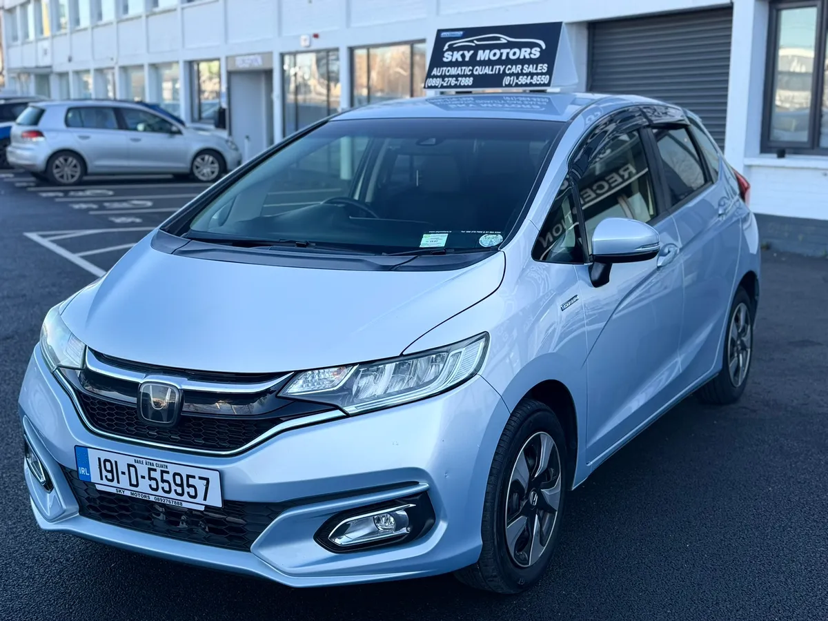 2019 Honda FIT 1.5 Hybrid automatic,Leather Specs - Image 4