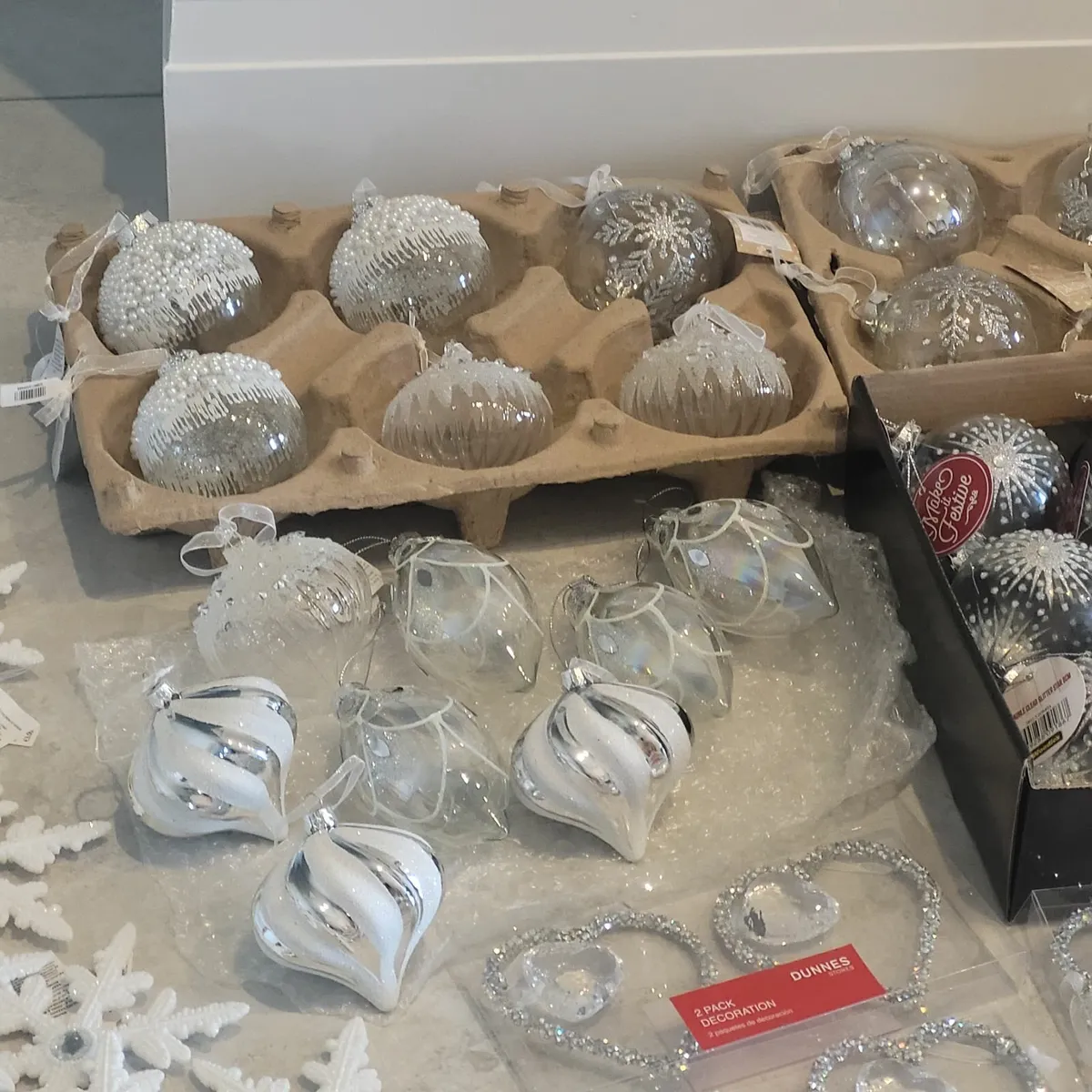 Christmas Decorations - Image 2