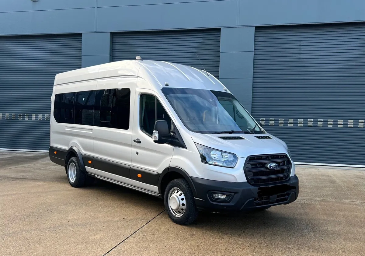 2024 Ford Transit 17-seat minibus - Image 1