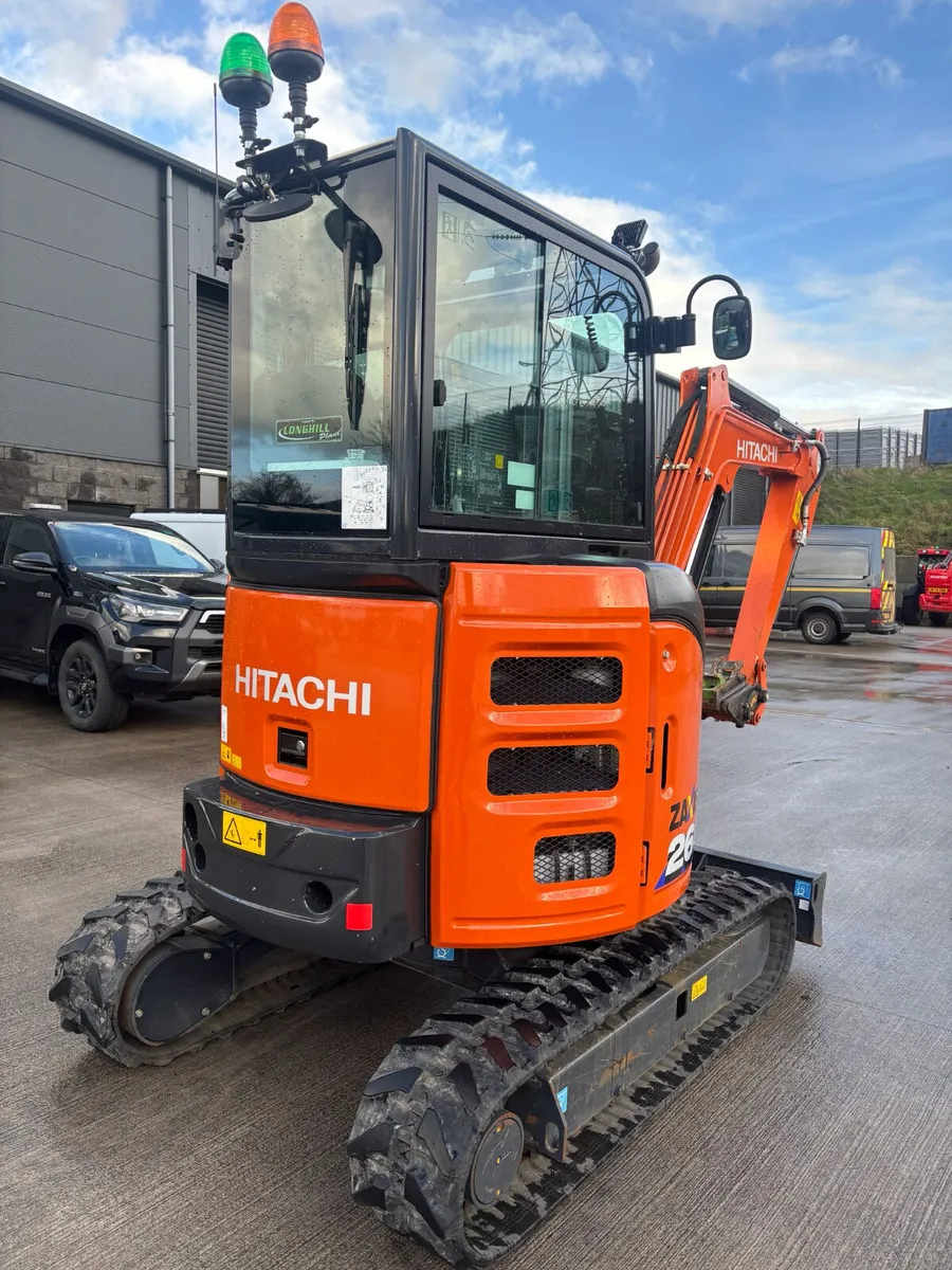 Hitachi ZX26U-6 CLR - Image 2