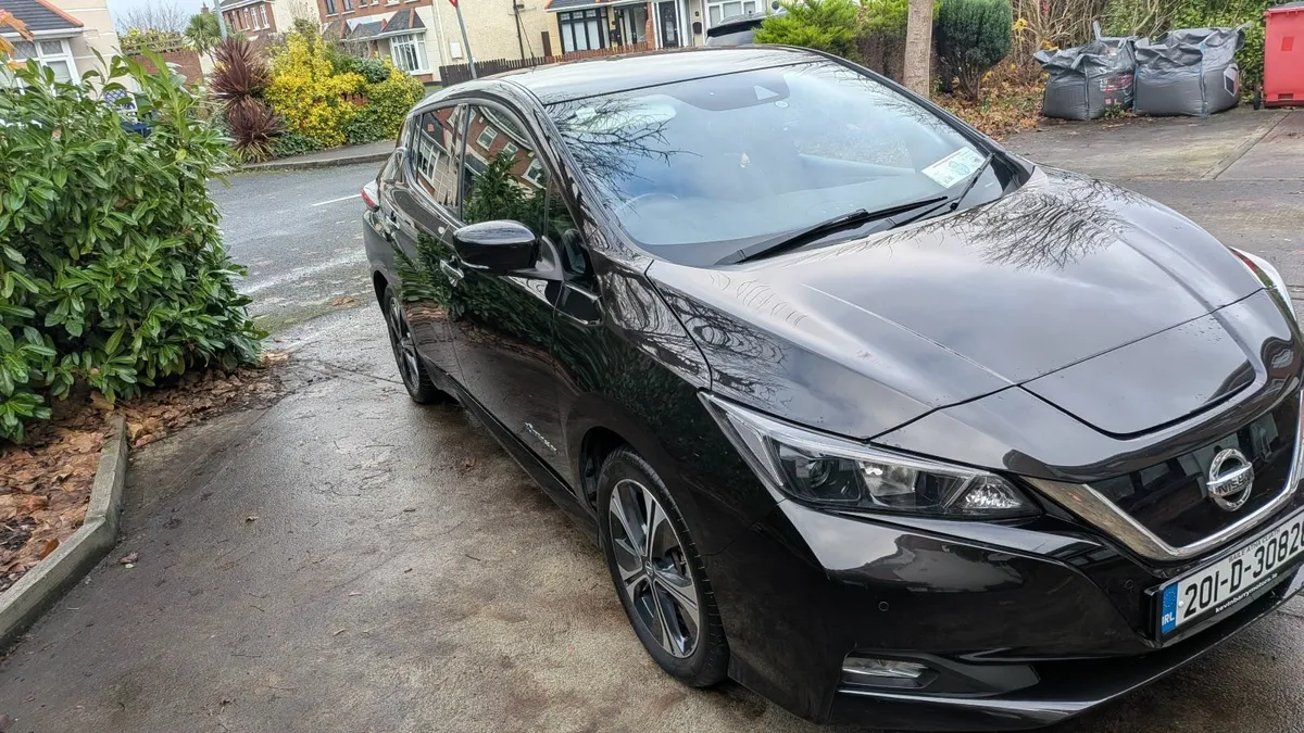 Nissan Leaf 2020 N-Connecta - Image 2