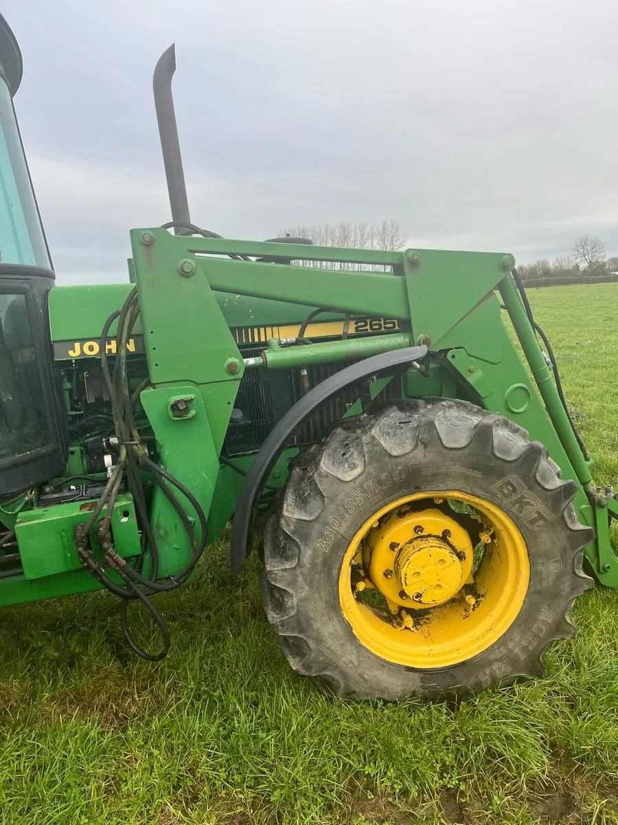 John Deere 2650 Loader - Image 2