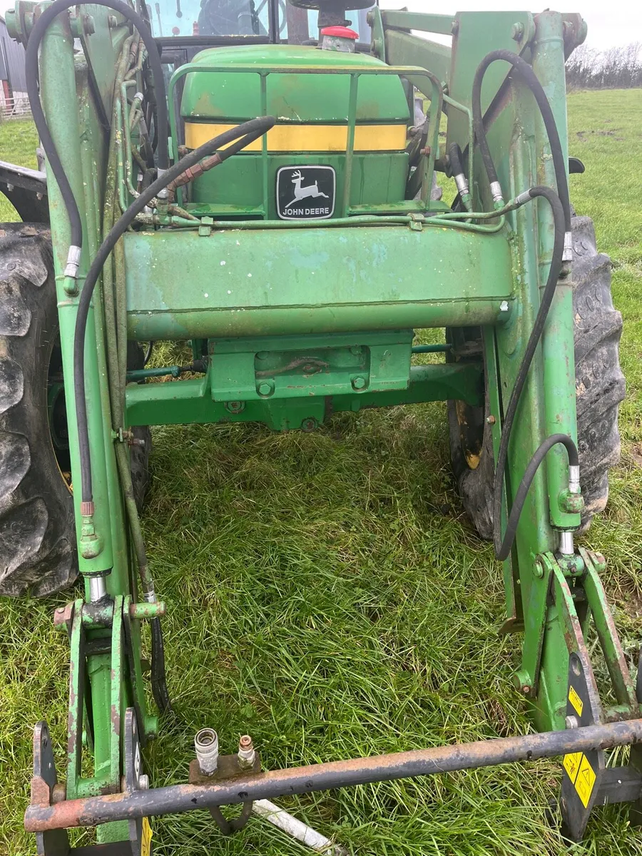 John Deere 2650 Loader - Image 3