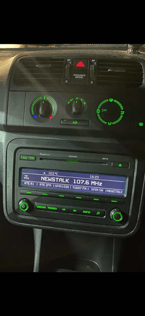 Skoda Fabia 2010 - Image 2