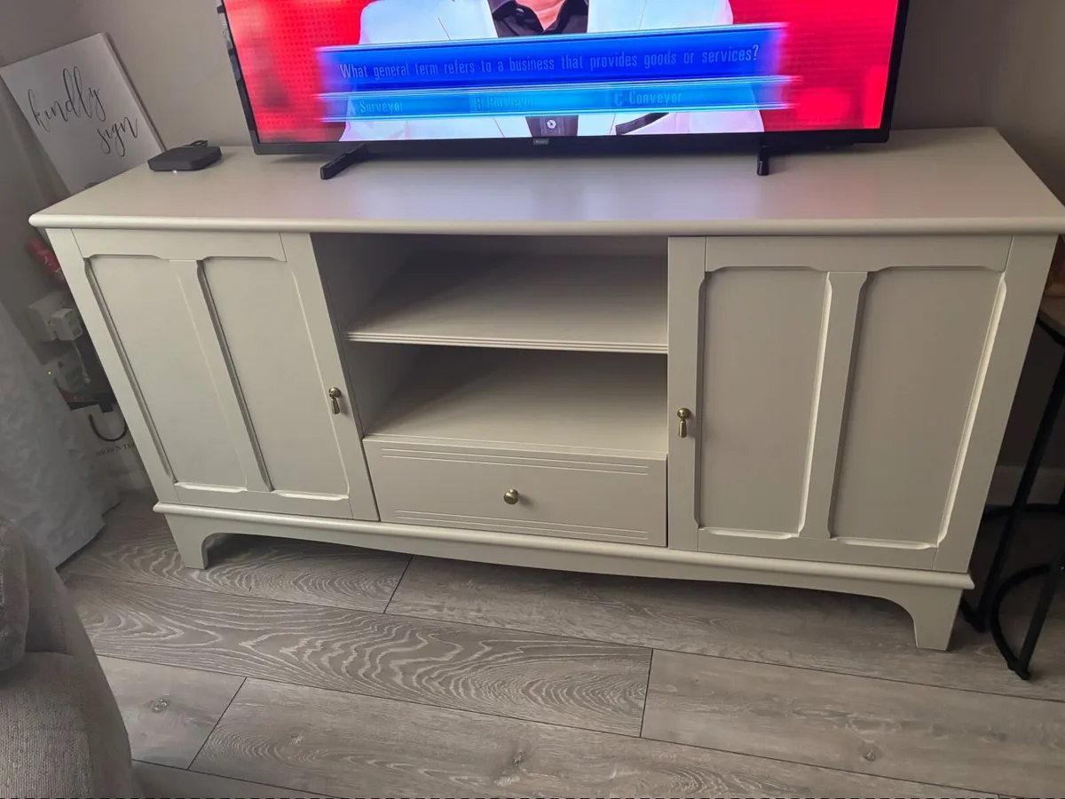 Tv cabinet - Image 2