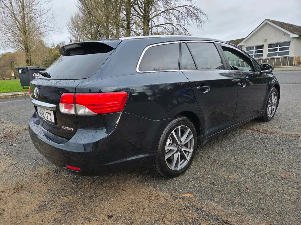 14 Avensis Estate. New NCT - Image 4