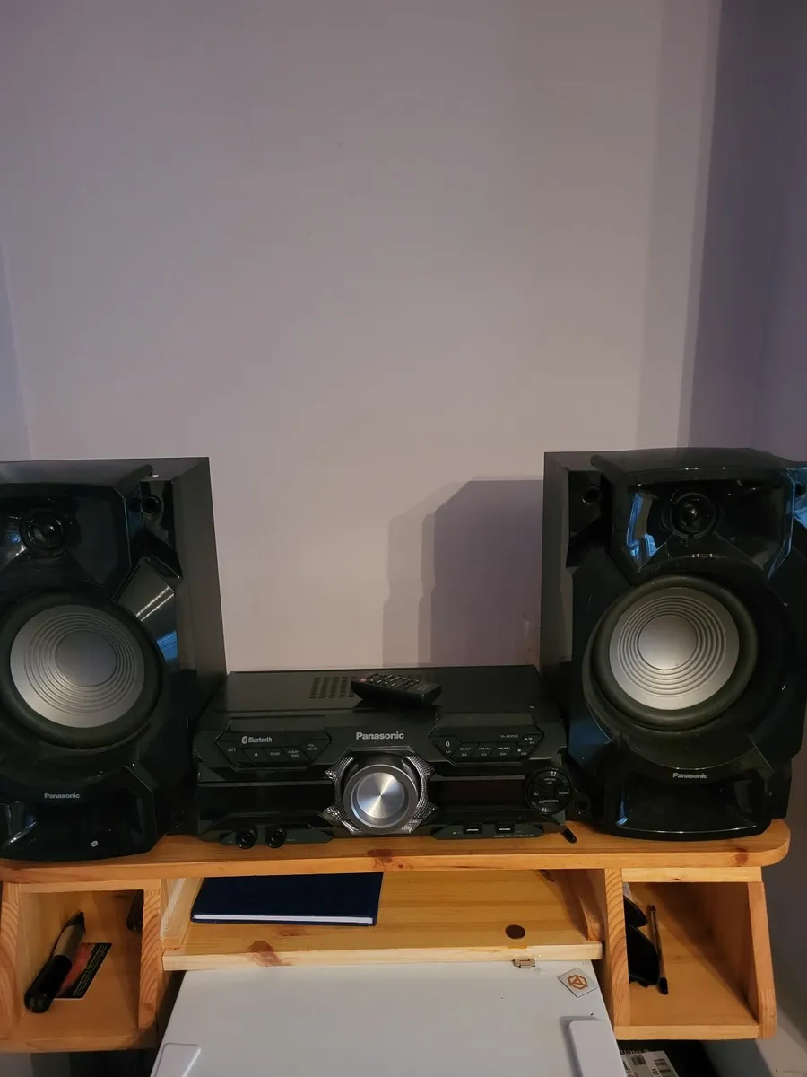 Panasonic bluetooth HI-FI SOUND SISTEM - Image 1