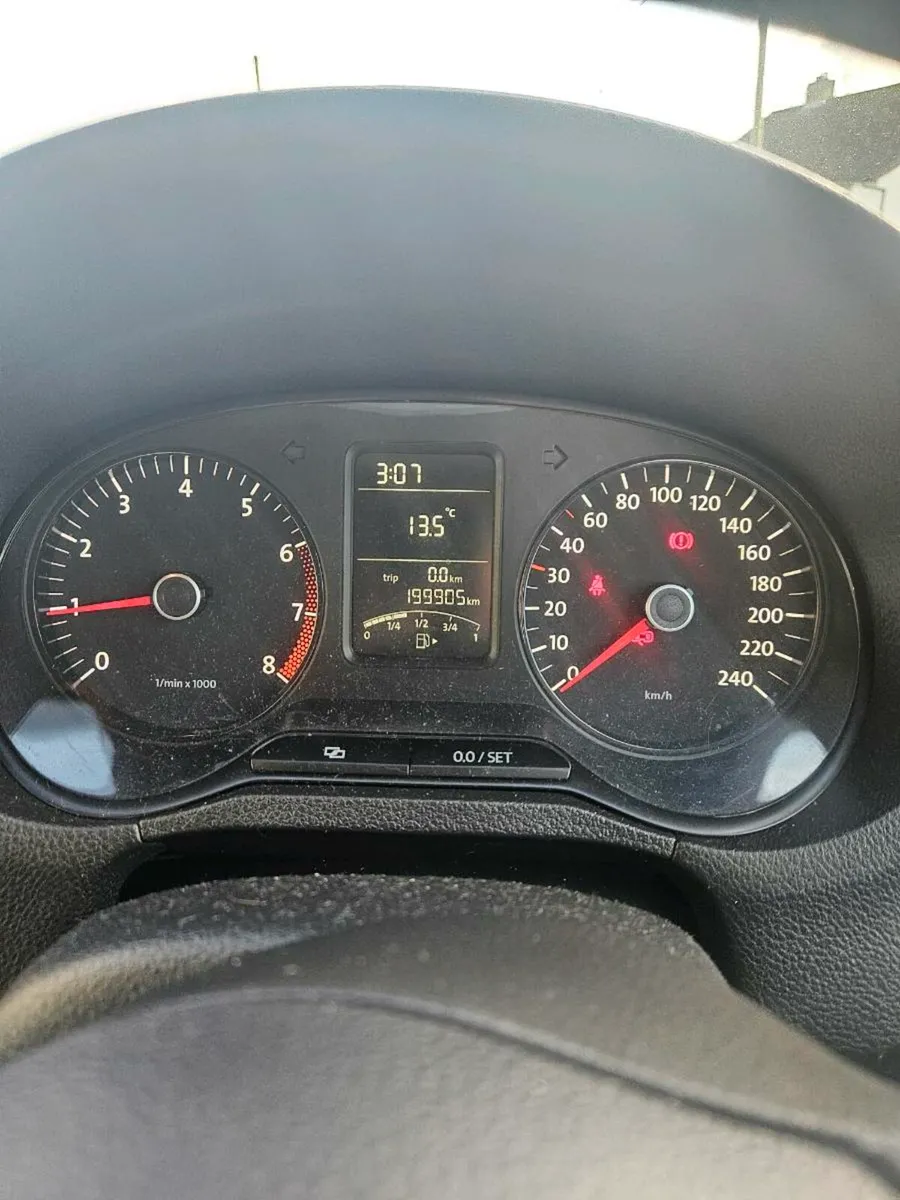 Volkswagen Polo - Image 2