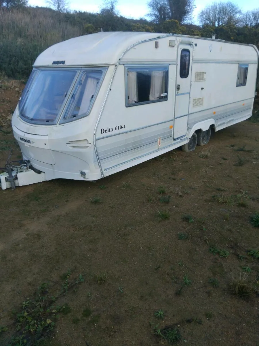 Caravan - Image 1