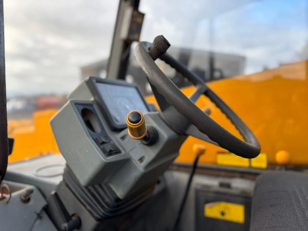 JCB Loadall Farm Special 527-58 - Image 4