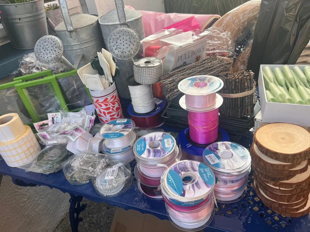 Flower shop props and tools - Image 2