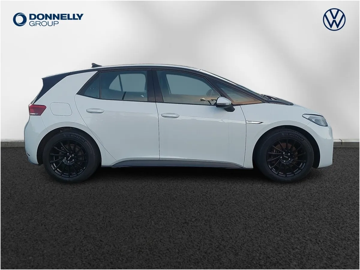 Volkswagen Id.3 Hatchback Life Pro - Image 4