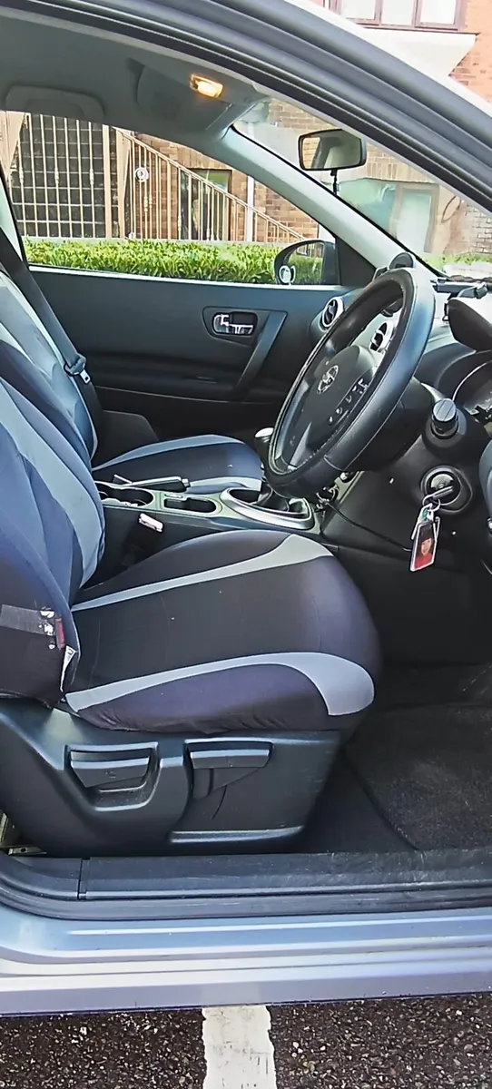 Nissan Qashqai 2012 - Image 4