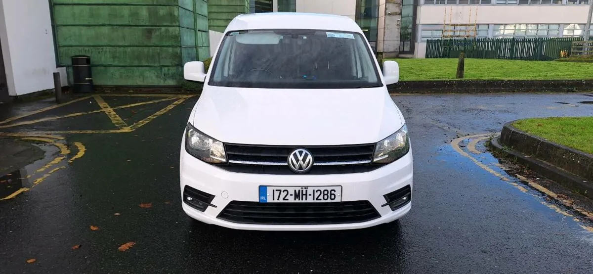 Volkswagen Caddy Highline 2.0TDI - Image 2