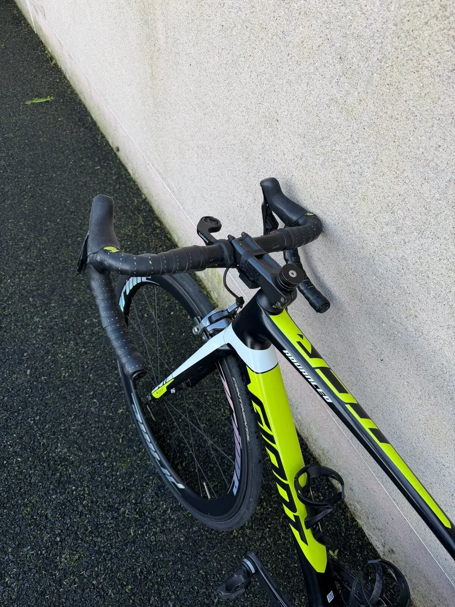 Giant TCR Advanced Road Bike - Image 3