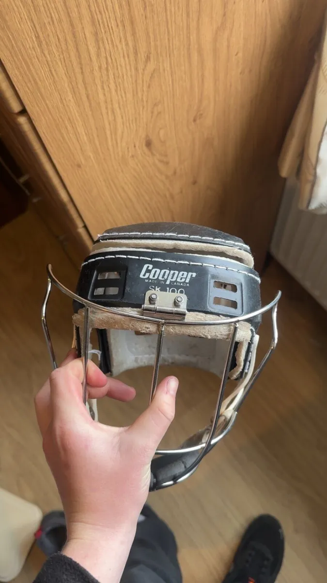 black old style - Image 1