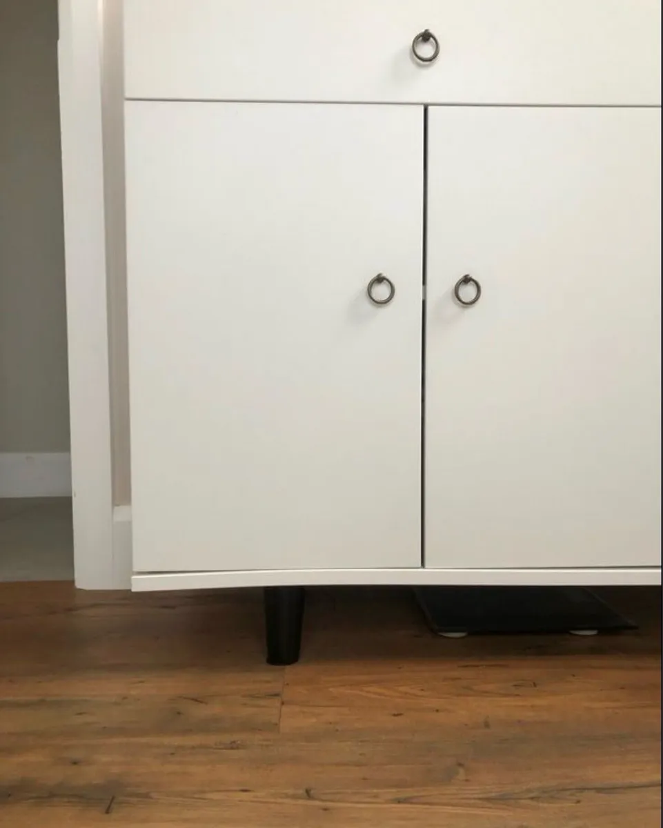 Vihals IKEA unit - Image 3