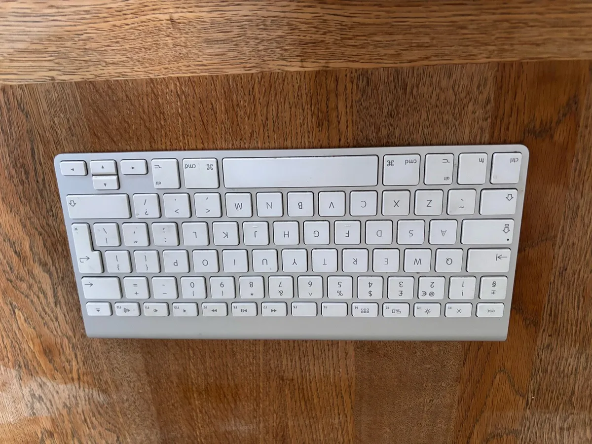 Apple Bluetooth Keyboard - Image 1